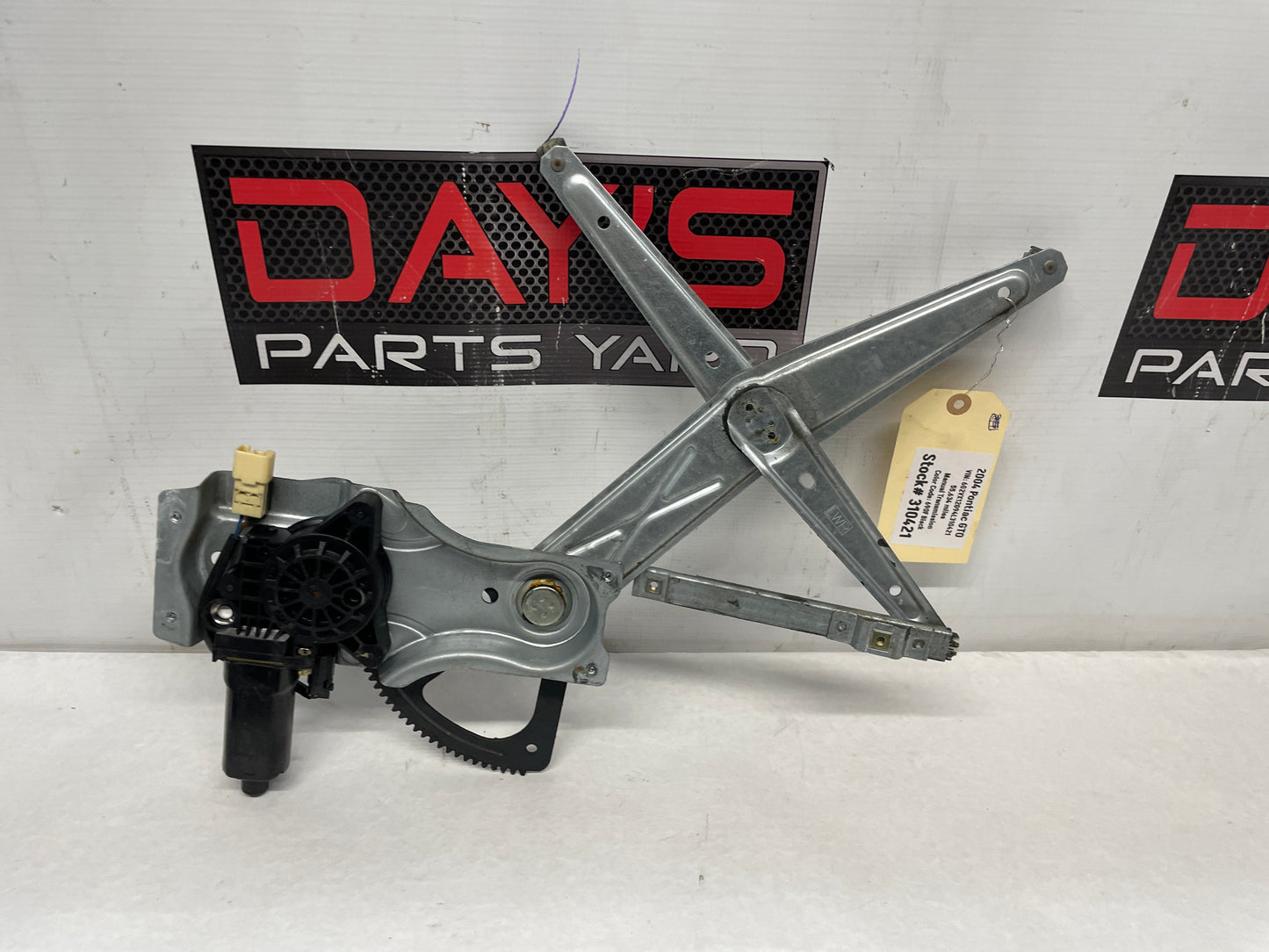2004 Pontiac GTO LH Driver Window Regulator w/ Motor OEM - Day's Parts Yard