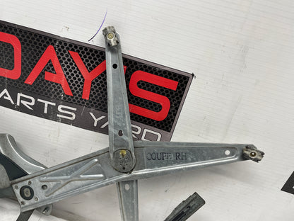 2004 Pontiac GTO RH Passenger Window Regulator w/ Motor OEM - Day's Parts Yard