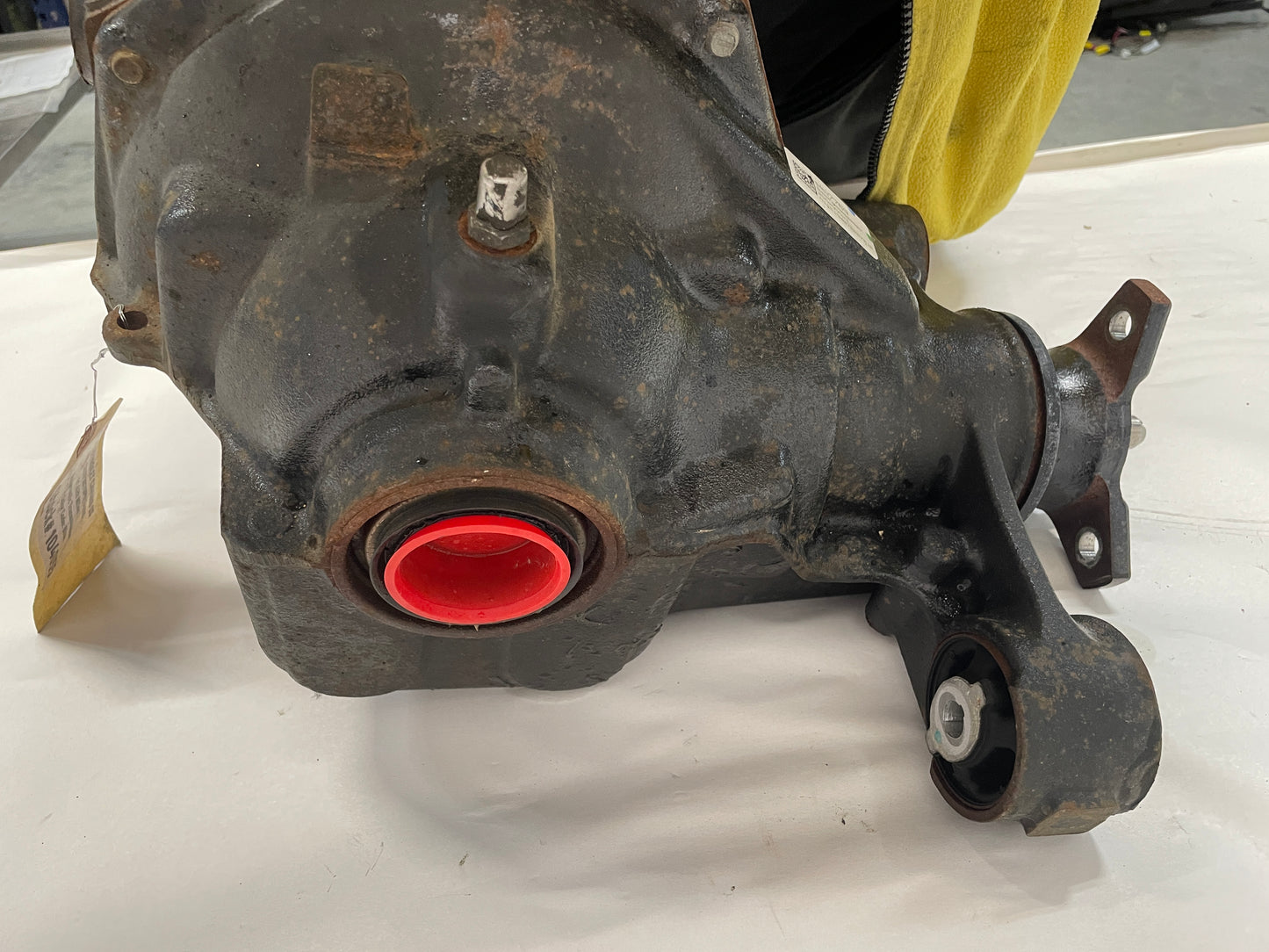 2023 Chevy Camaro SS Automatic Rear End Differential 2.77 LSD OEM