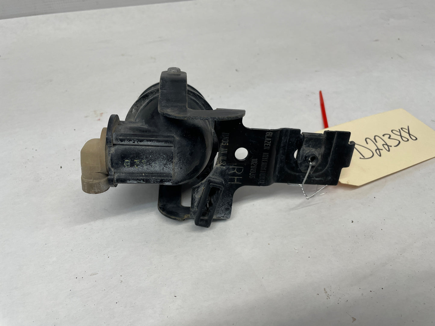 1999 Chevy Camaro Z28 SS RH Passenger Fog Light Lamp OEM