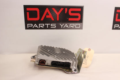 2018 Cadillac CTS-V Bose Radio Amplifier w/ Bracket OEM