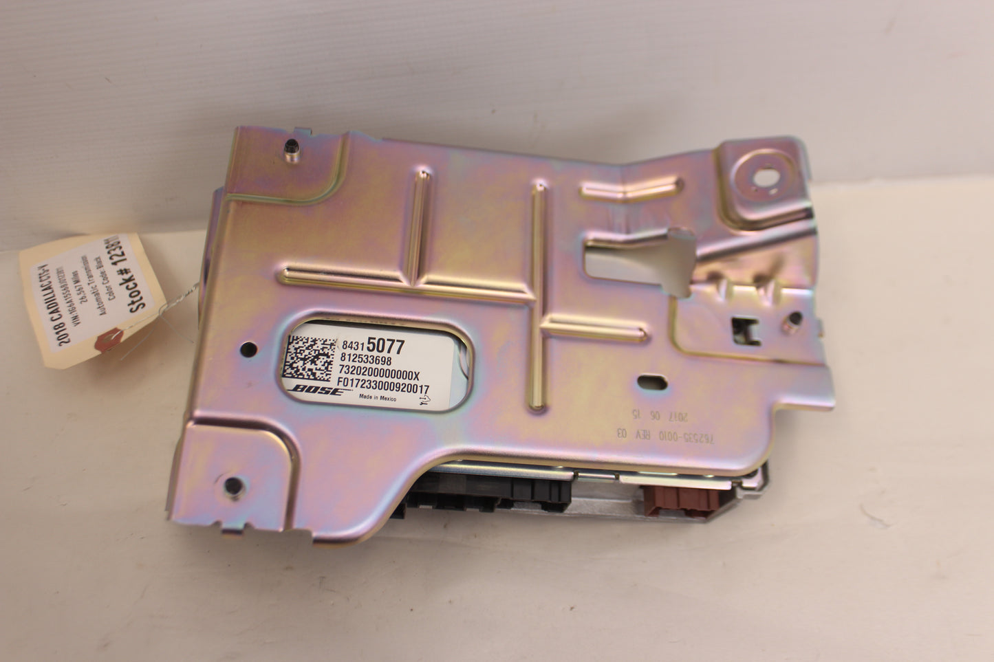 2018 Cadillac CTS-V Bose Radio Amplifier w/ Bracket OEM