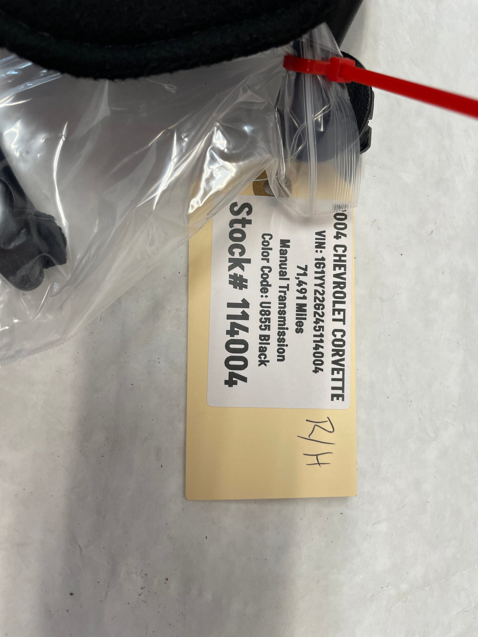 2004 Chevy C5 Corvette RH & LH Sun Visor Sunvisors w/ Clips OEM - Day's Parts Yard