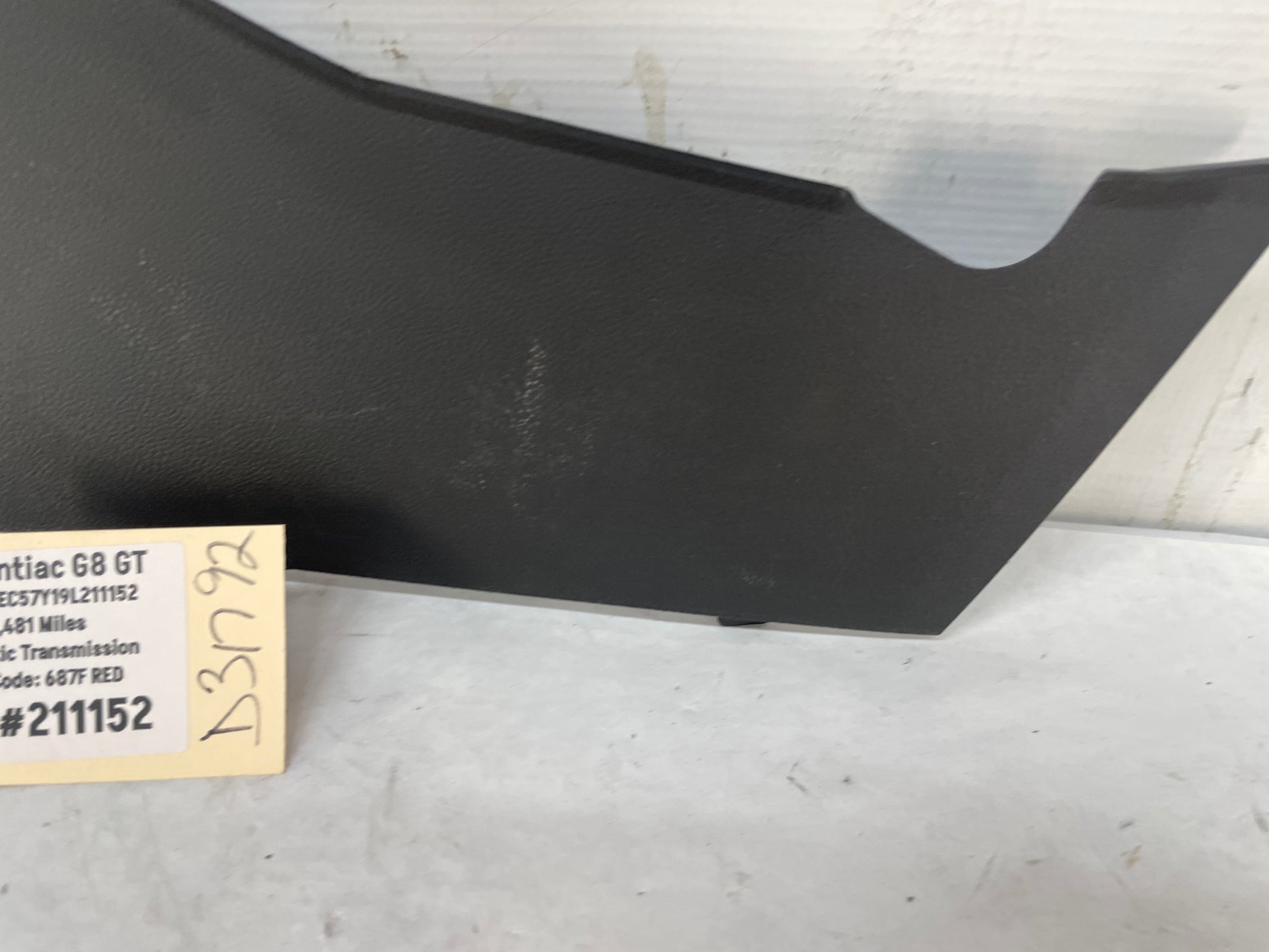 2009 Pontiac G8 GT RH Passenger Dash Center Console Lower Extension Side Trim OEM - Day's Parts Yard