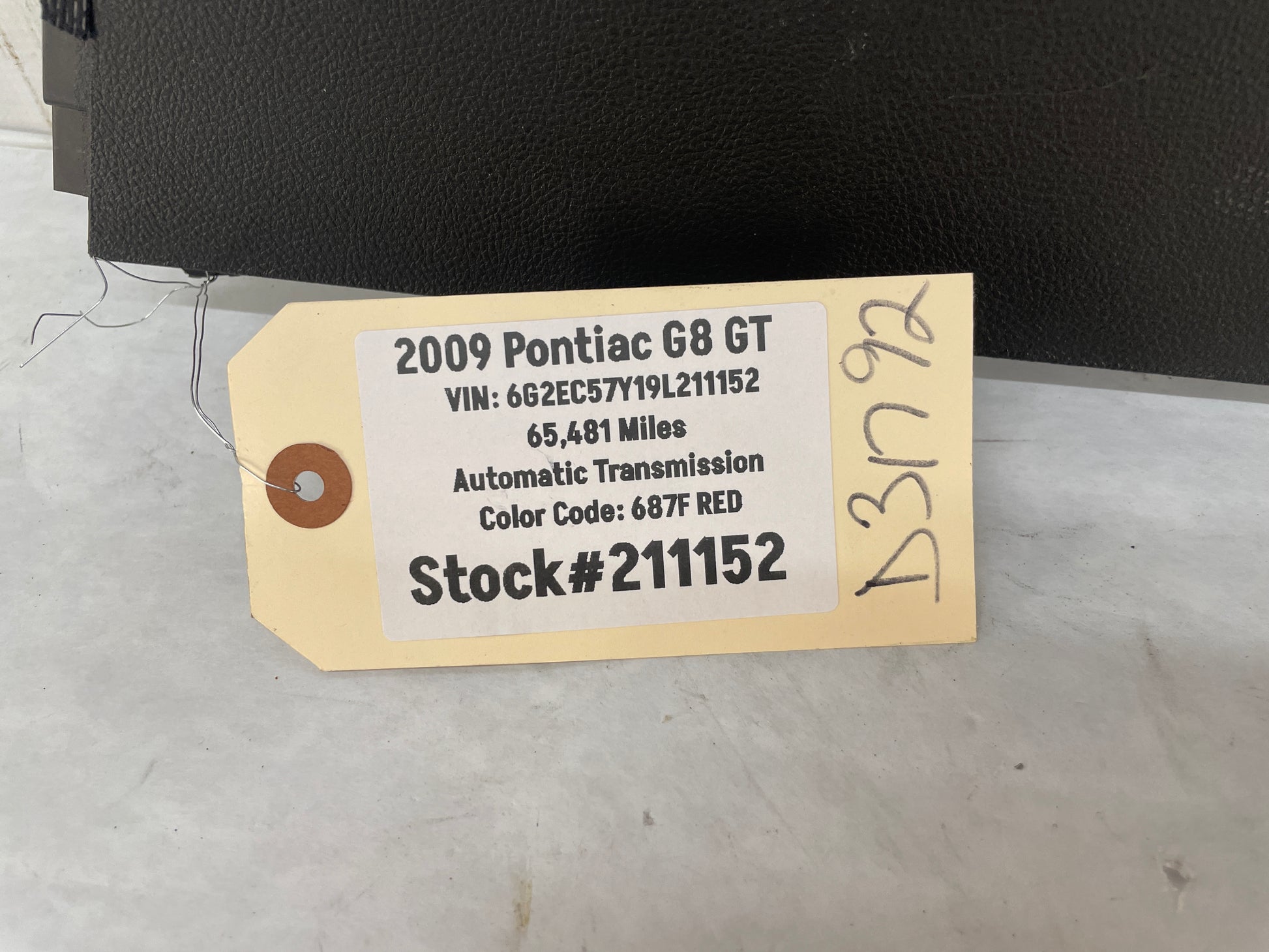2009 Pontiac G8 GT RH Passenger Dash Center Console Lower Extension Side Trim OEM - Day's Parts Yard