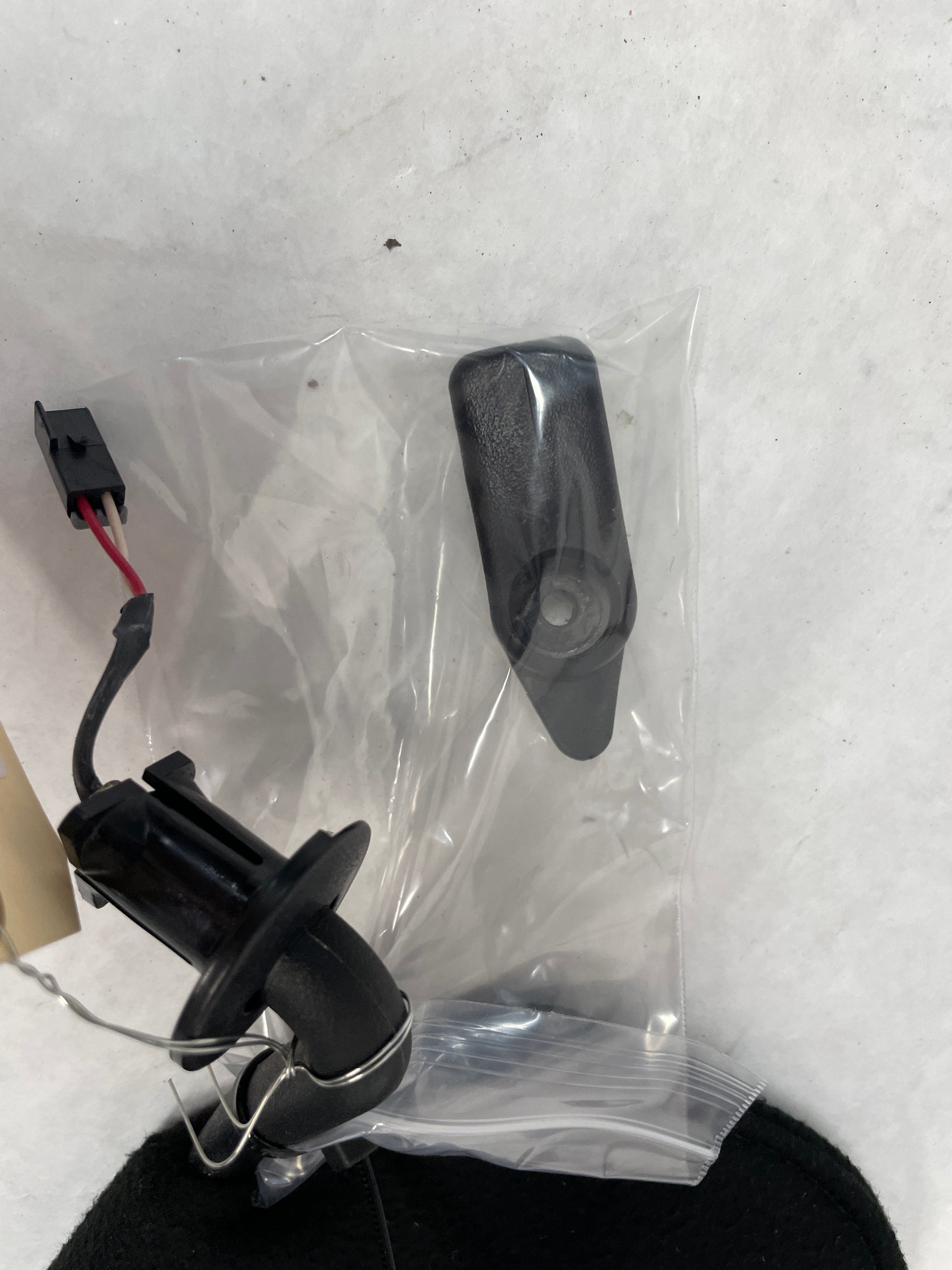 2004 Chevy C5 Corvette RH & LH Sun Visor Sunvisors w/ Clips OEM - Day's Parts Yard