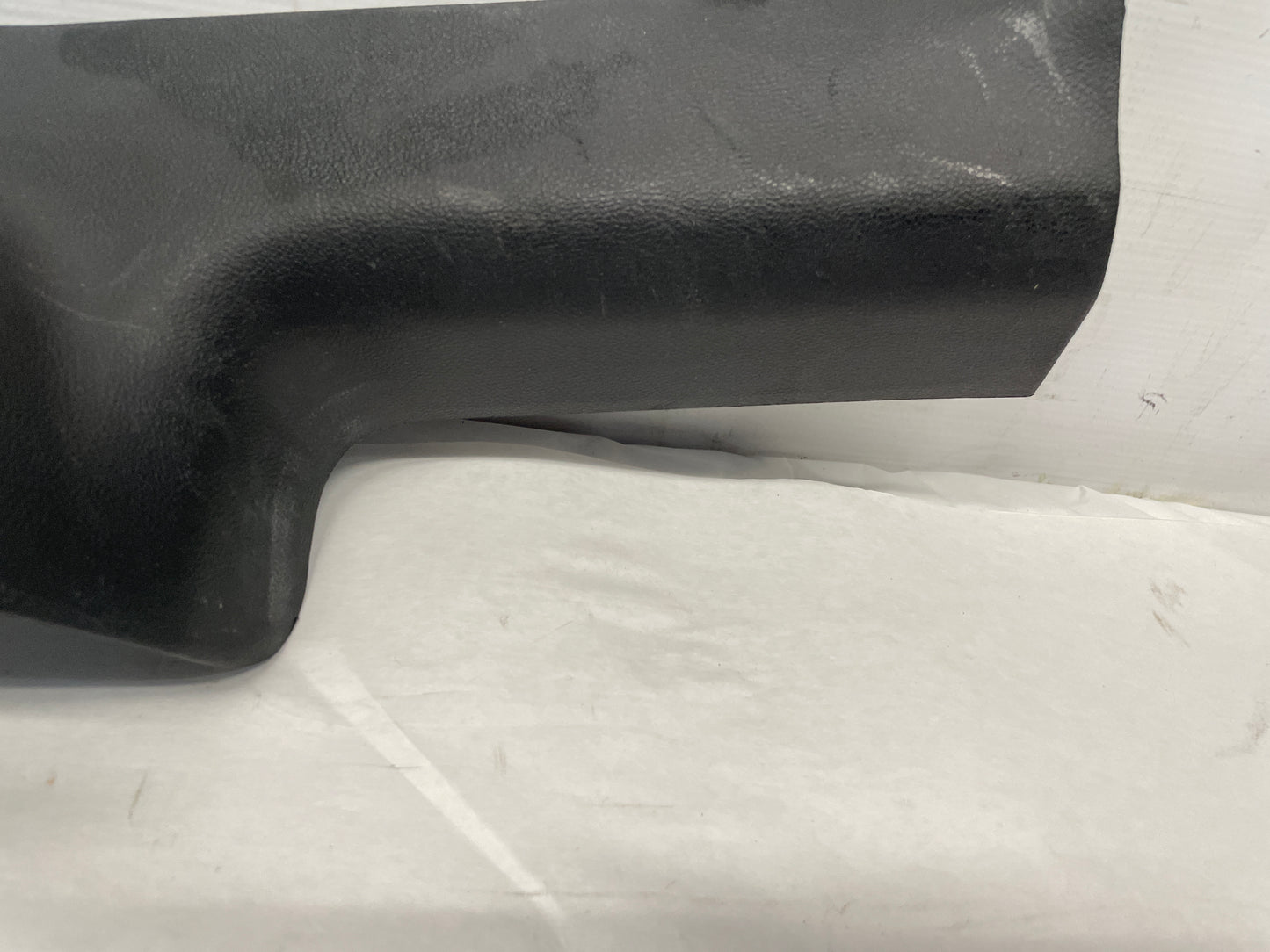2008 Pontiac G8 GT LH Driver Rear Interior Sill Carpet Retainer OEM - Day's Parts Yard