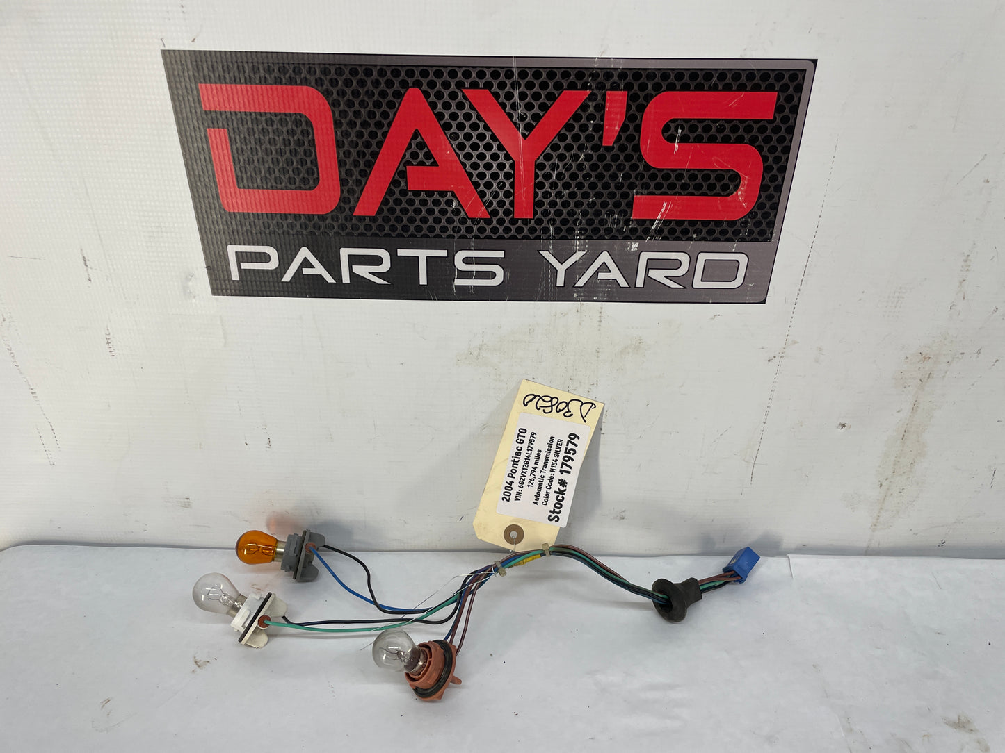 2004 Pontiac GTO LH Driver Tail Light Taillight Wire Wiring Harness OEM