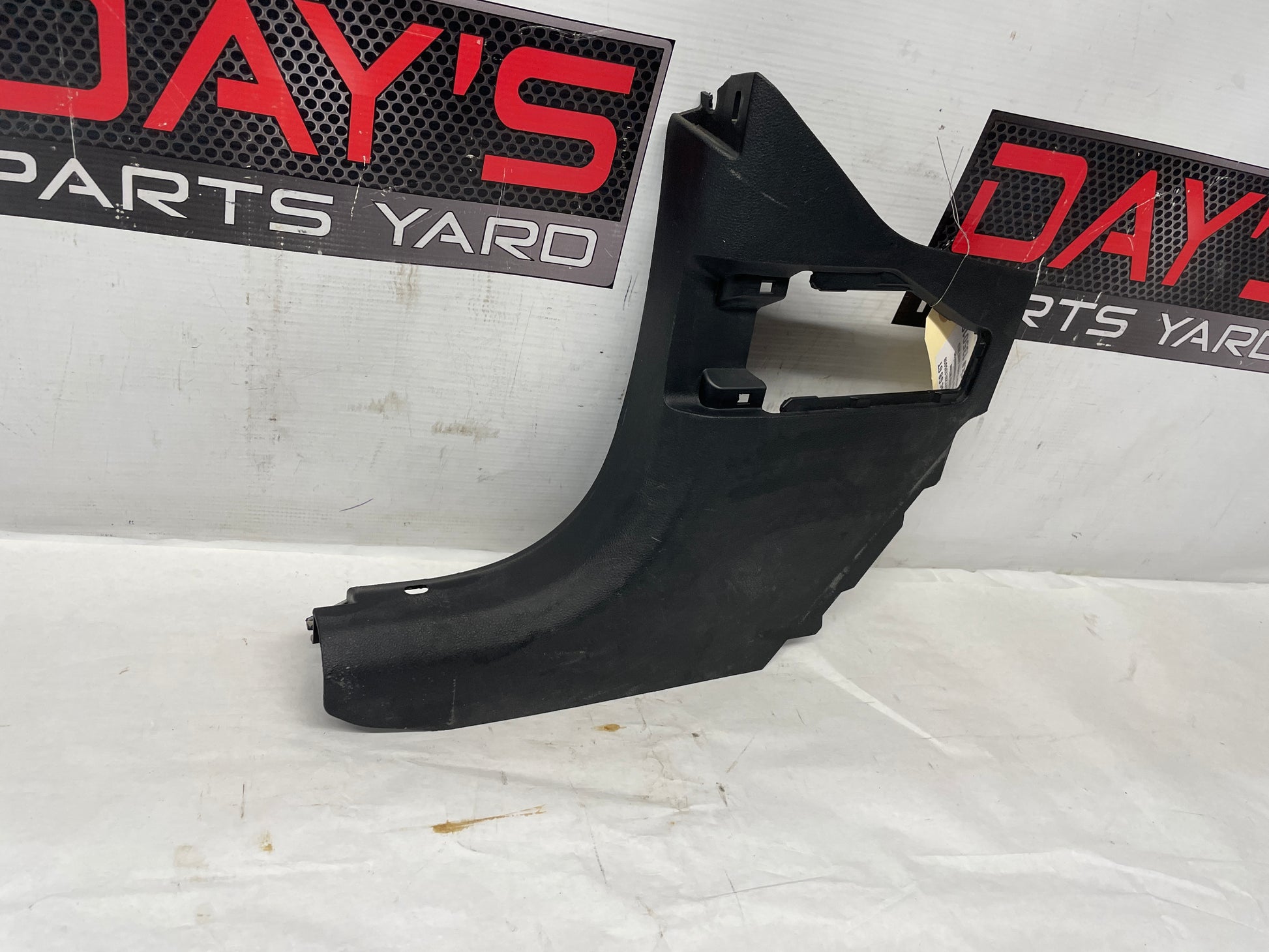 2008 Pontiac G8 GT LH Driver Kick Panel Under Dash Cover Trim  OEM - Day's Parts Yard