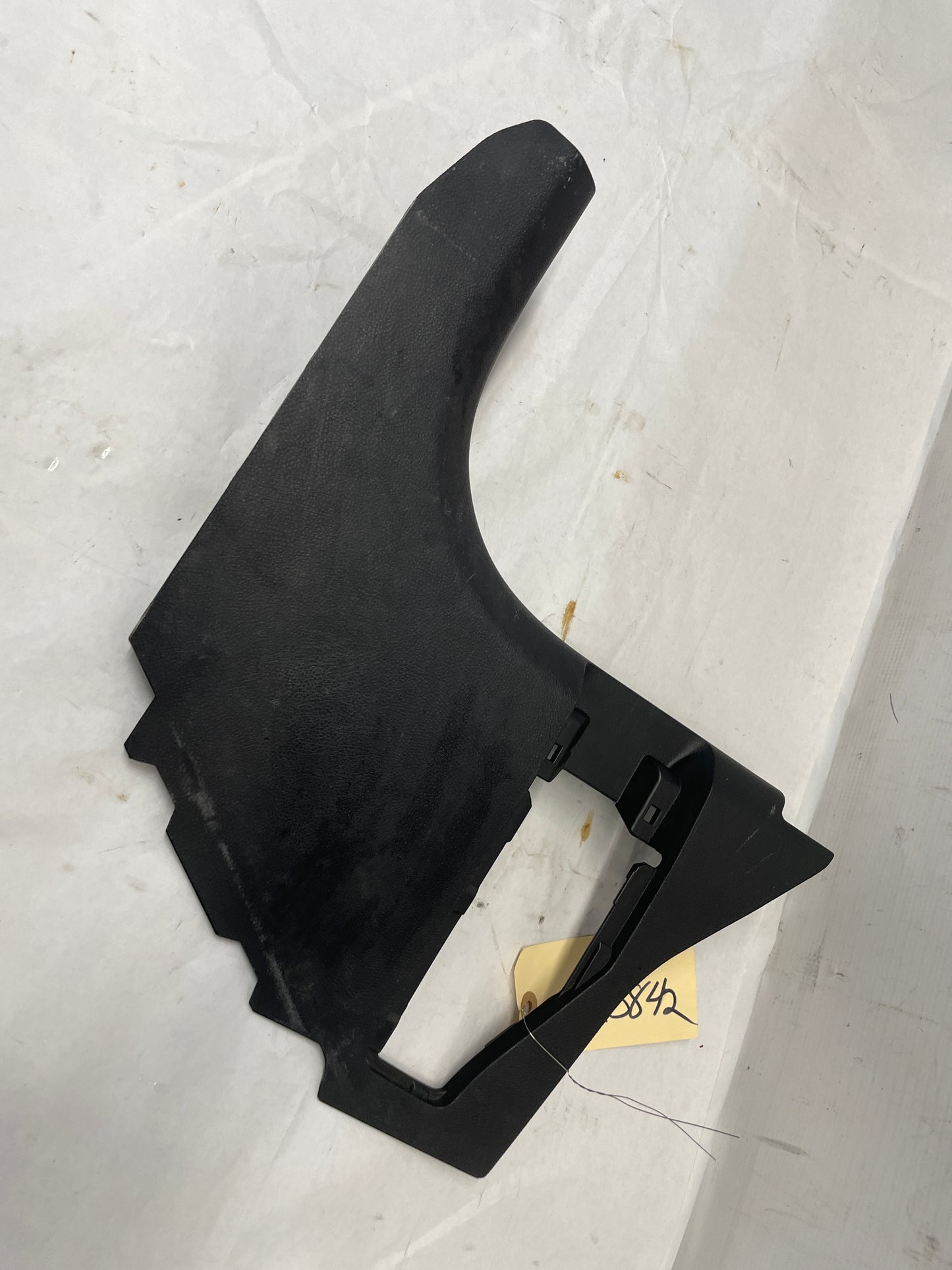 2008 Pontiac G8 GT LH Driver Kick Panel Under Dash Cover Trim  OEM - Day's Parts Yard