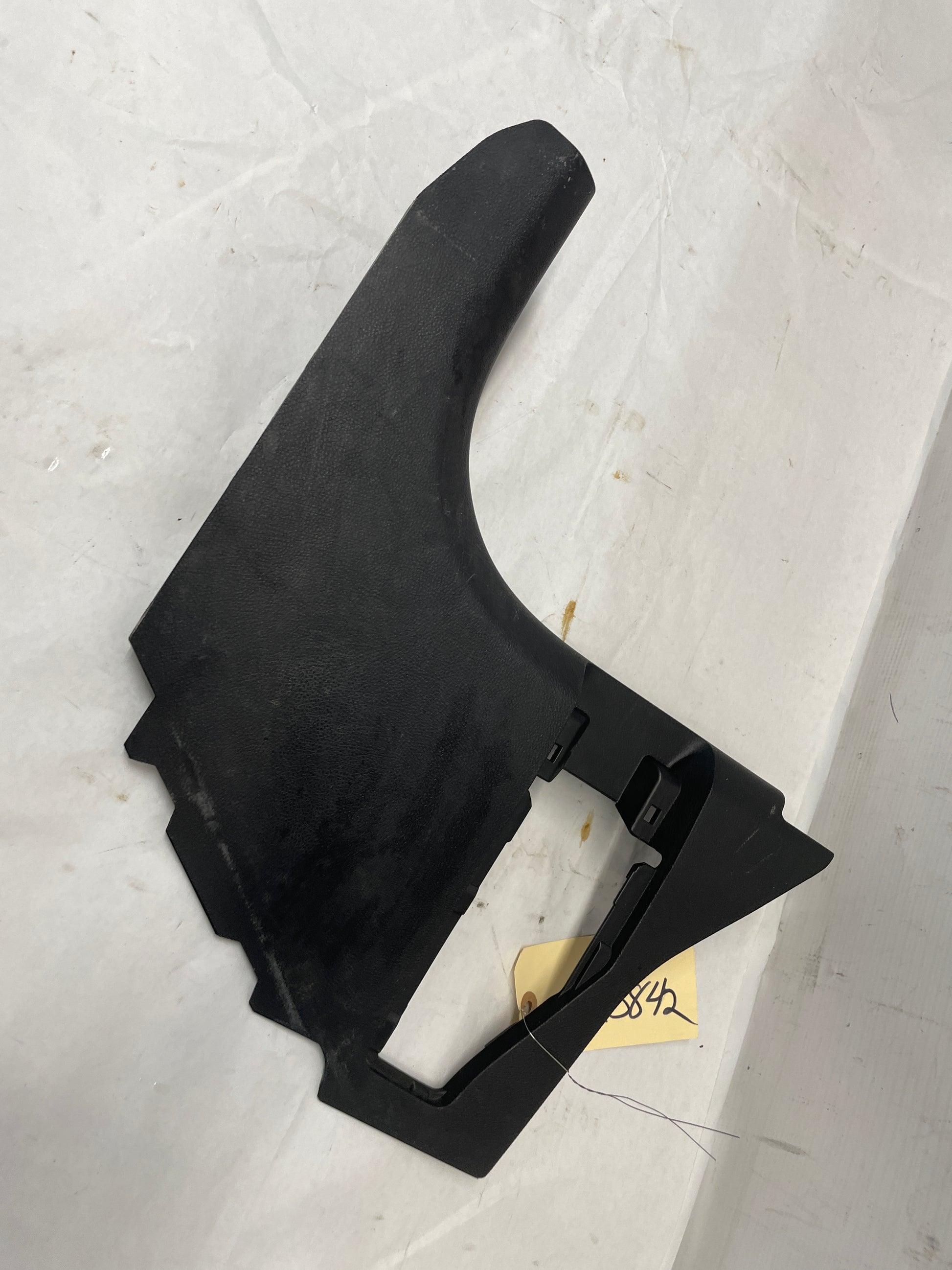2008 Pontiac G8 GT LH Driver Kick Panel Under Dash Cover Trim  OEM - Day's Parts Yard