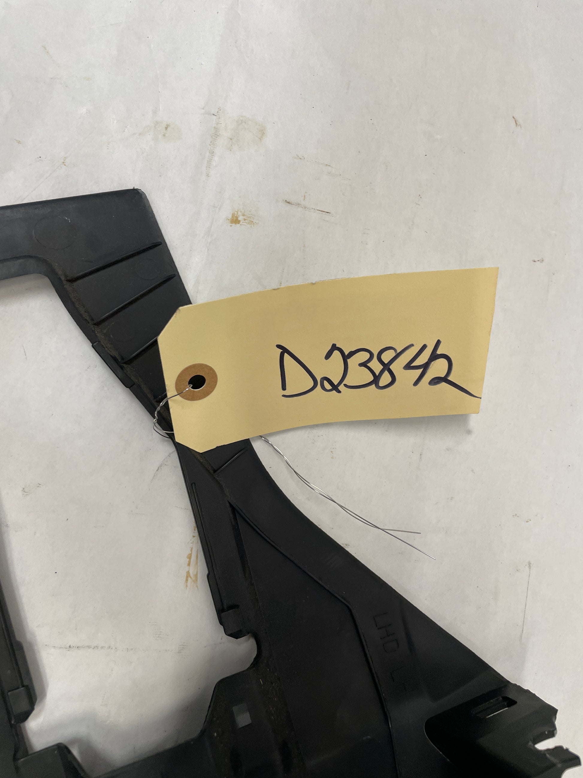 2008 Pontiac G8 GT LH Driver Kick Panel Under Dash Cover Trim  OEM - Day's Parts Yard