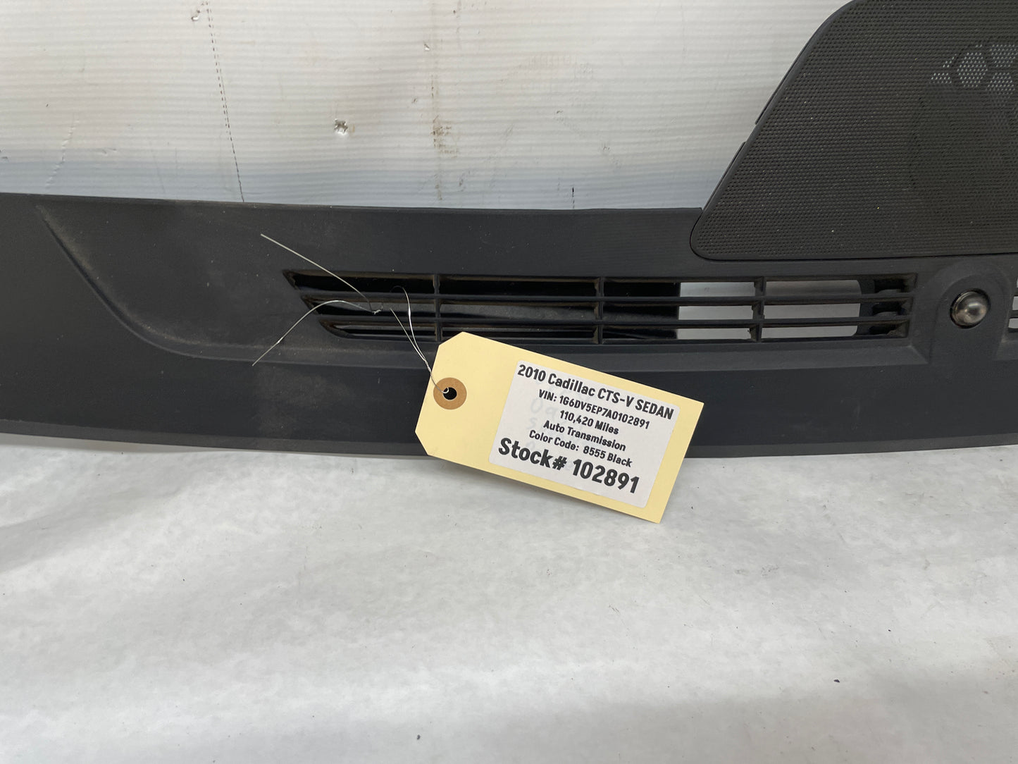 2010 Cadillac CTS-V Dashboard Dash Vent Windshield Defroster Trim Panel Grille OEM