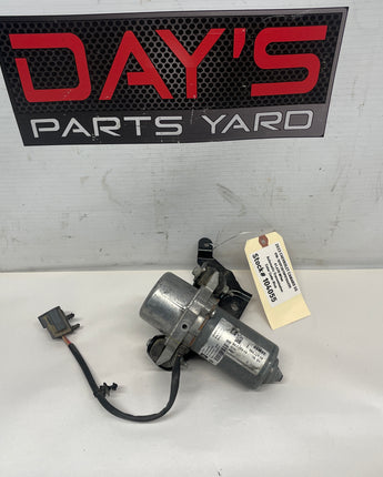 2023 Chevy Camaro SS Power Brake Vacuum Pump Booster Assembly OEM