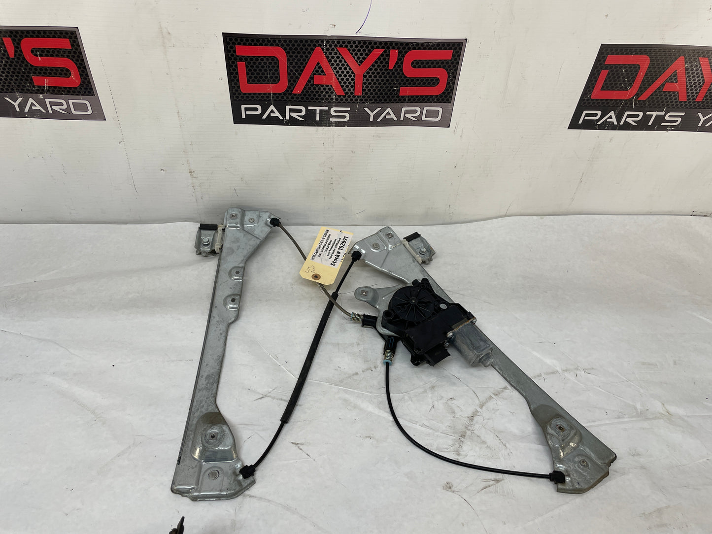2010 Cadillac CTS-V Sedan LH Driver Front Window Regulator w/ Motor OEM