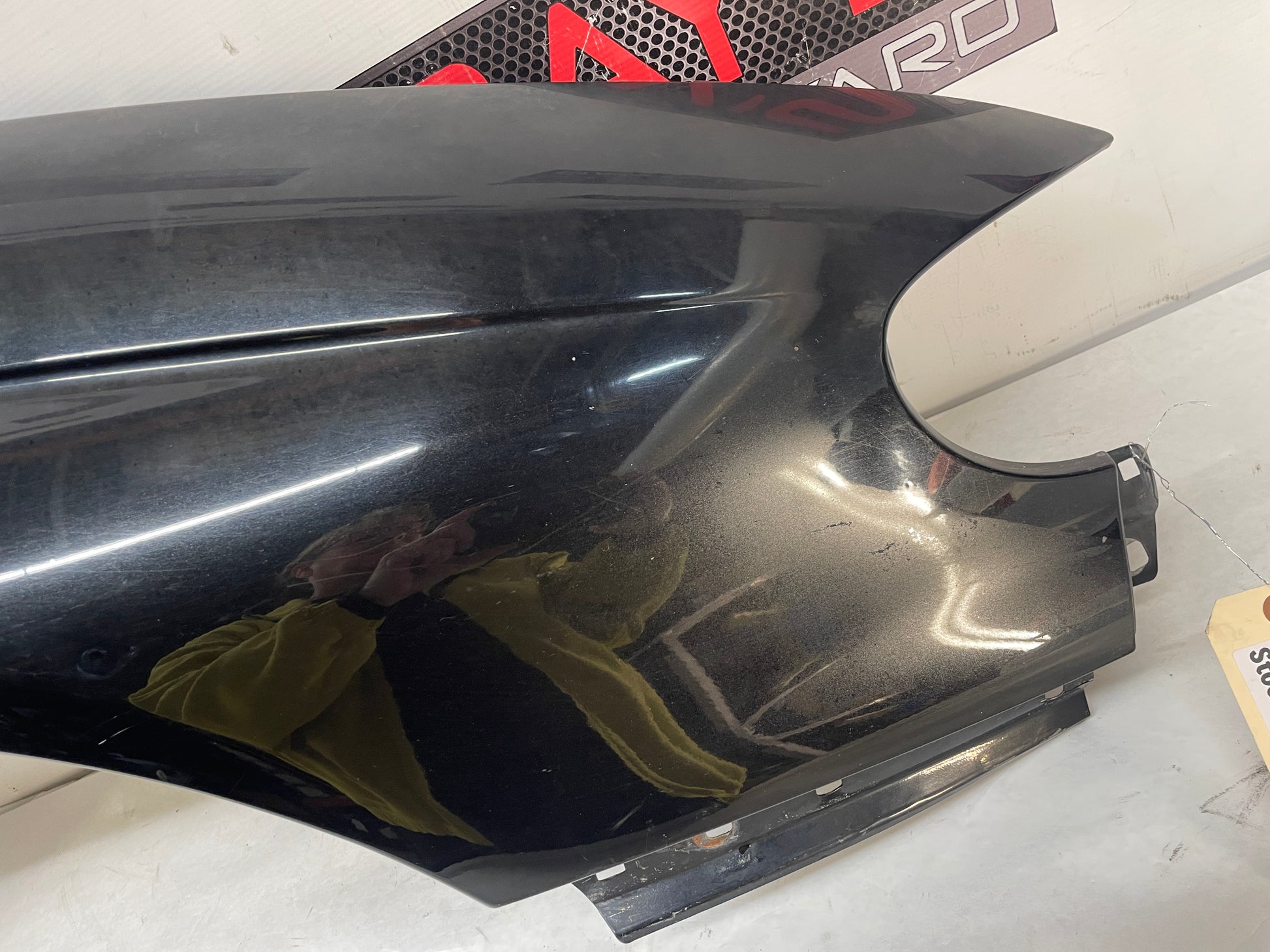 2004 Pontiac GTO RH Passenger Front Fender Black OEM - Day's Parts Yard