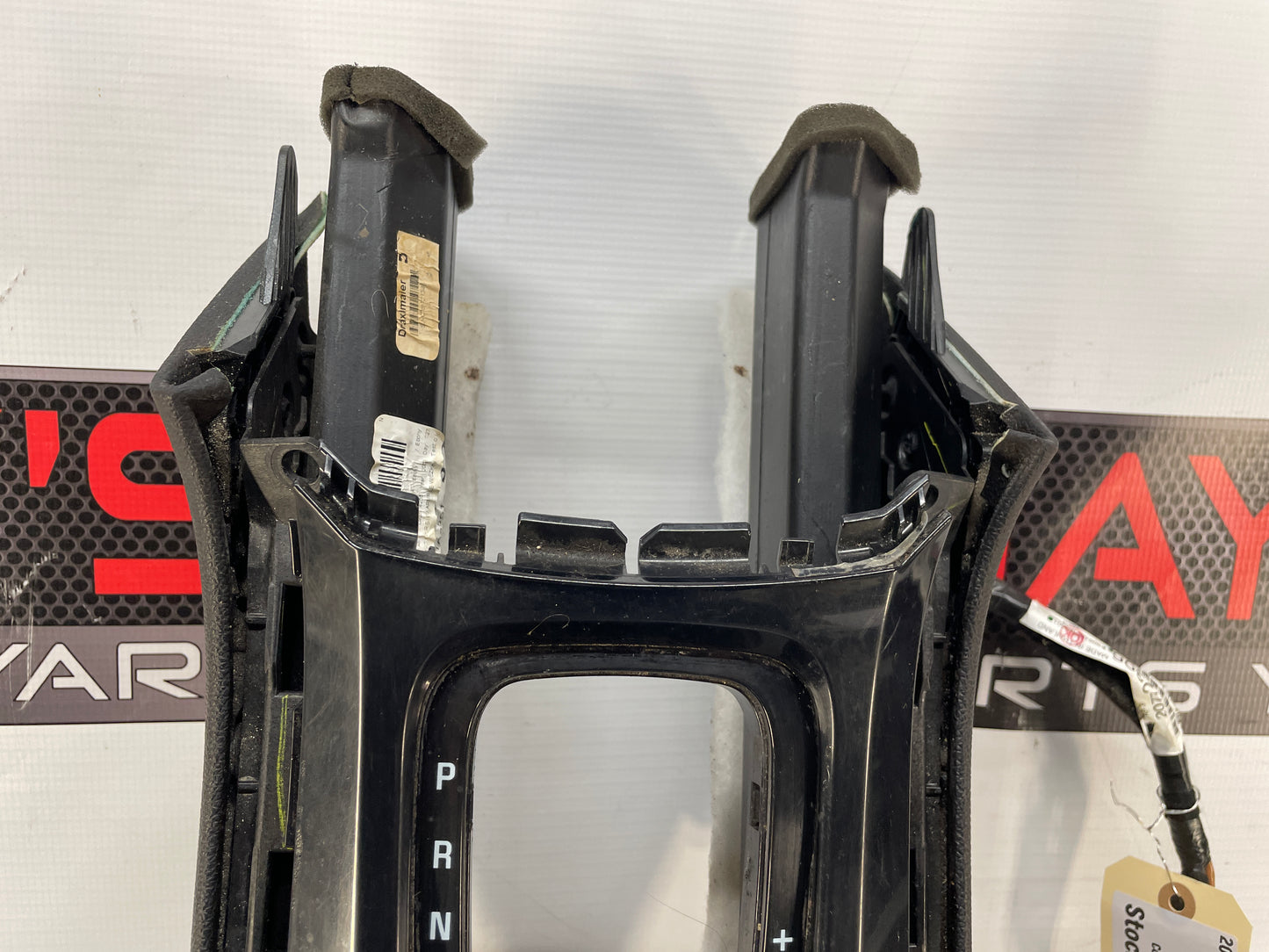 2010 Cadillac CTS-V Sedan Center Console w/ Automatic Shifter OEM