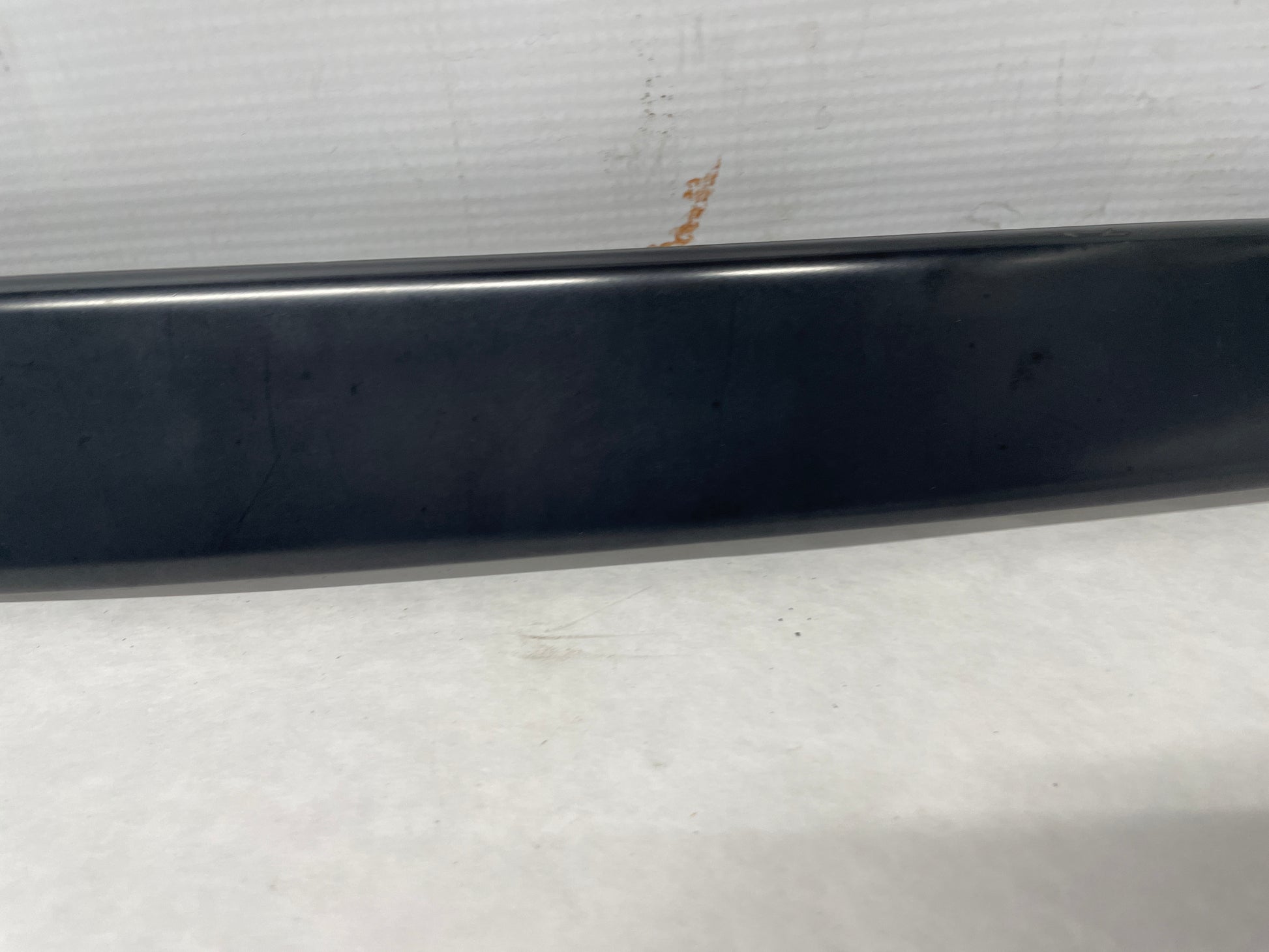 2004 Pontiac GTO LH Driver Exterior B Pillar Window Trim Applique Cover OEM - Day's Parts Yard