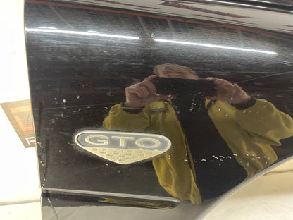 2004 Pontiac GTO RH Passenger Front Fender Black OEM - Day's Parts Yard