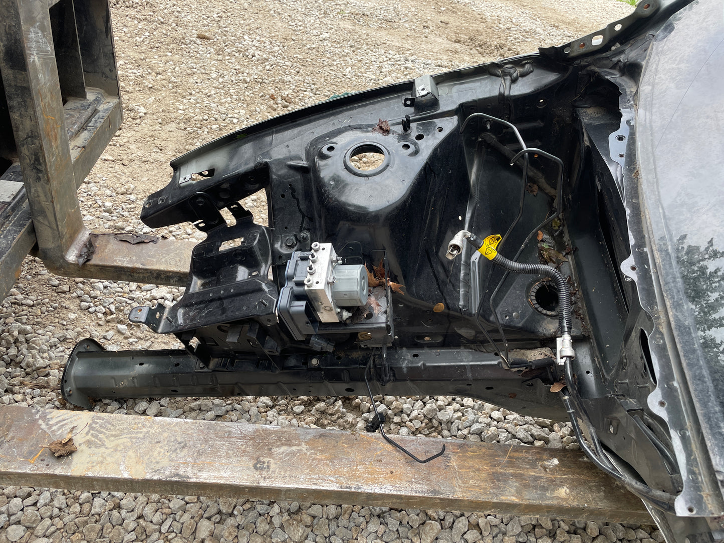 2015 Chevy SS Sedan Front RH Passenger Frame Rail Shock Tower OEM