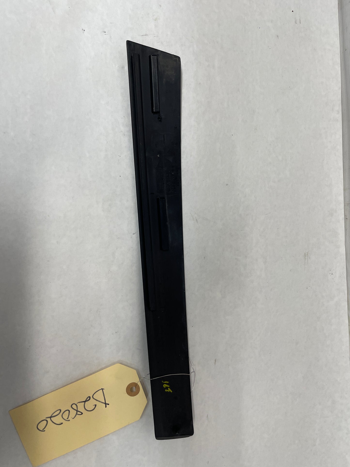 2004 Pontiac GTO LH Driver Exterior B Pillar Window Trim Applique Cover OEM - Day's Parts Yard