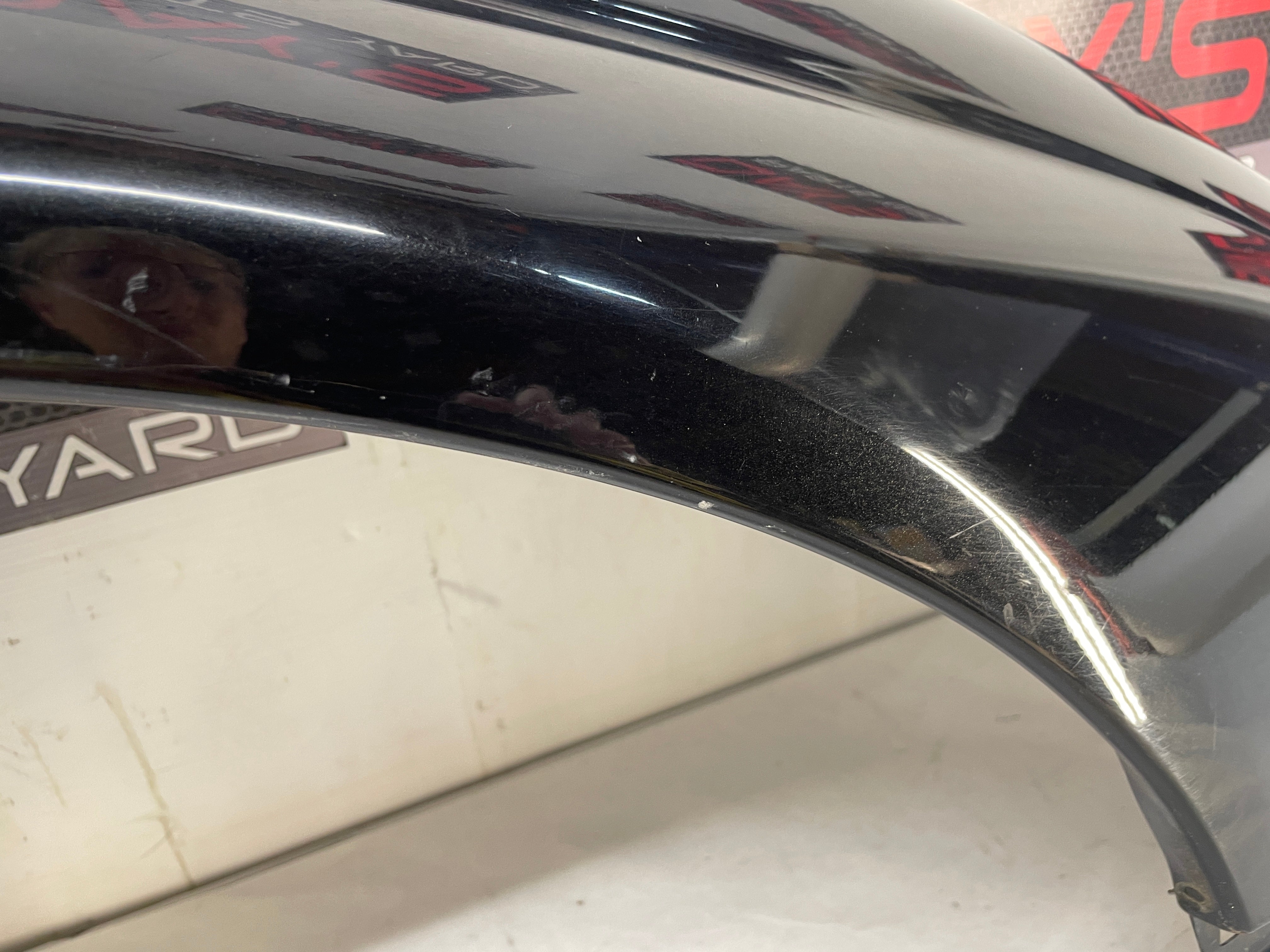 2004 Pontiac GTO RH Passenger Front Fender Black OEM