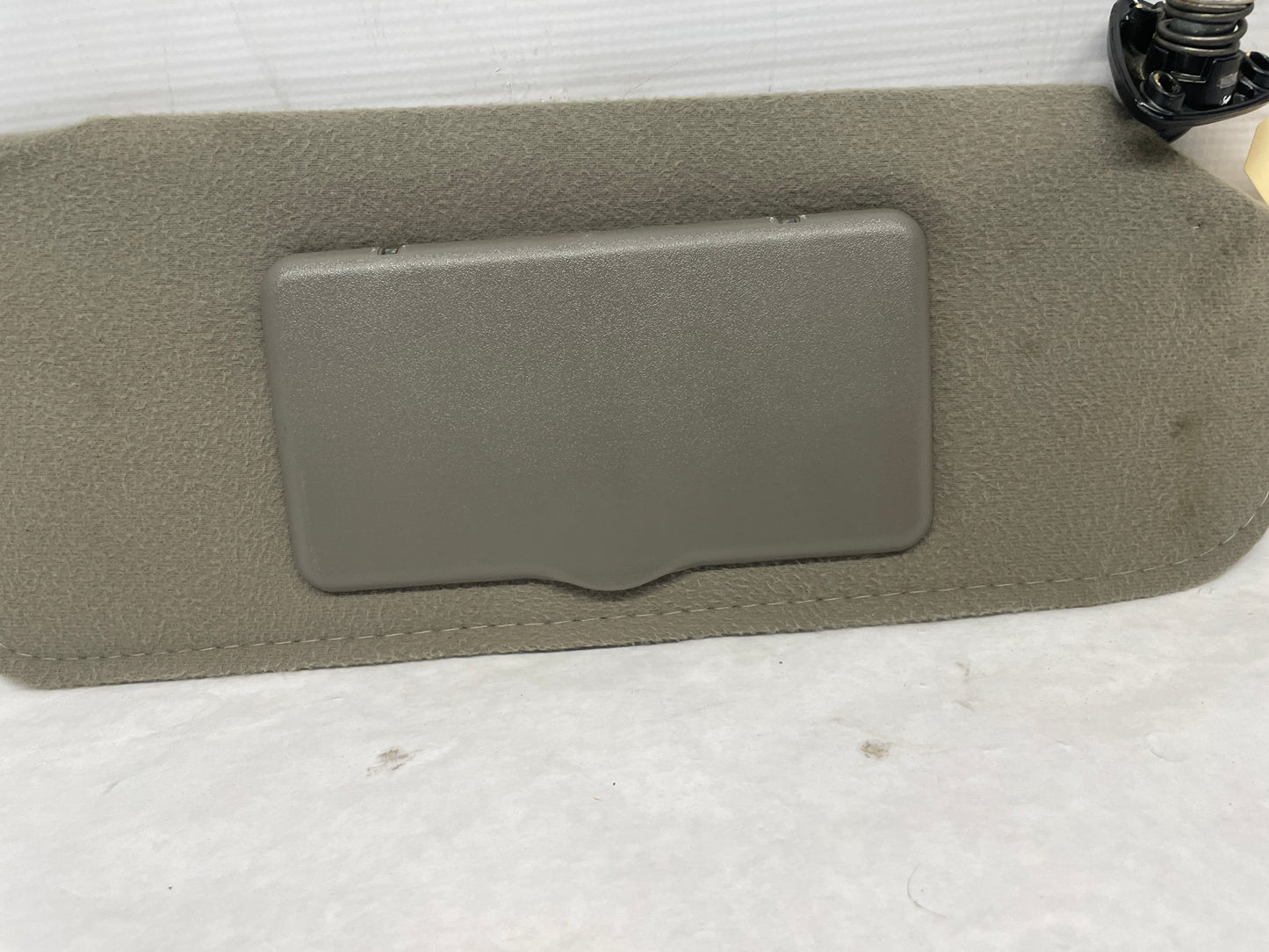 2002 Chevy Camaro Z28 RH Passenger Sunvisor Sun Visor OEM - Day's Parts Yard