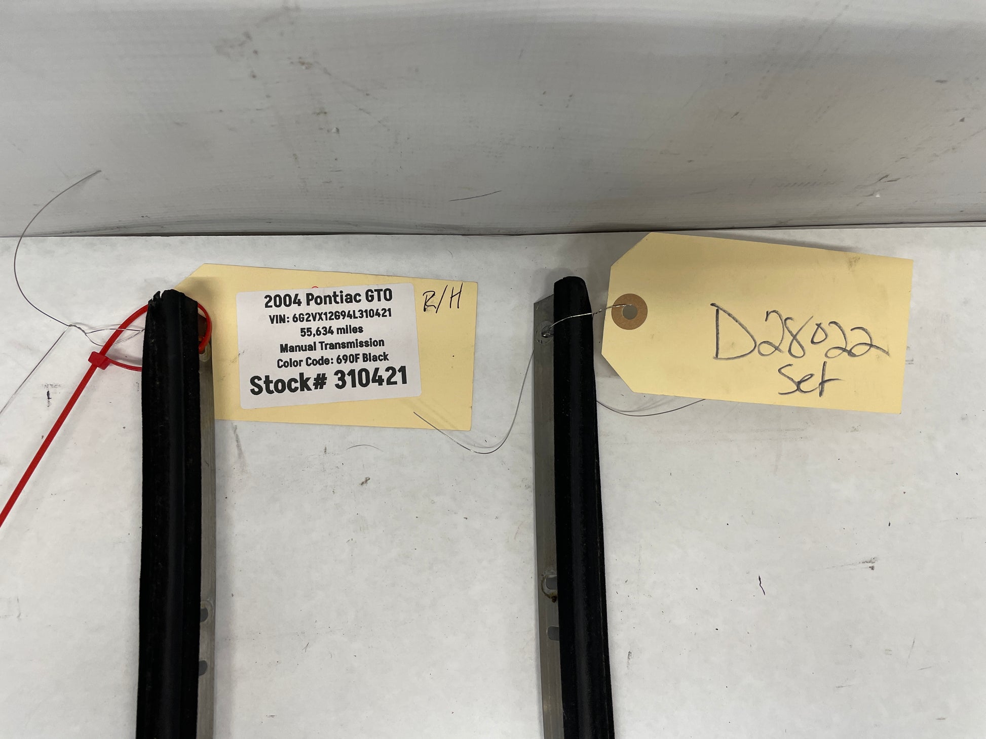 2004 Pontiac GTO RH & LH Rear Door Window Trim OEM - Day's Parts Yard