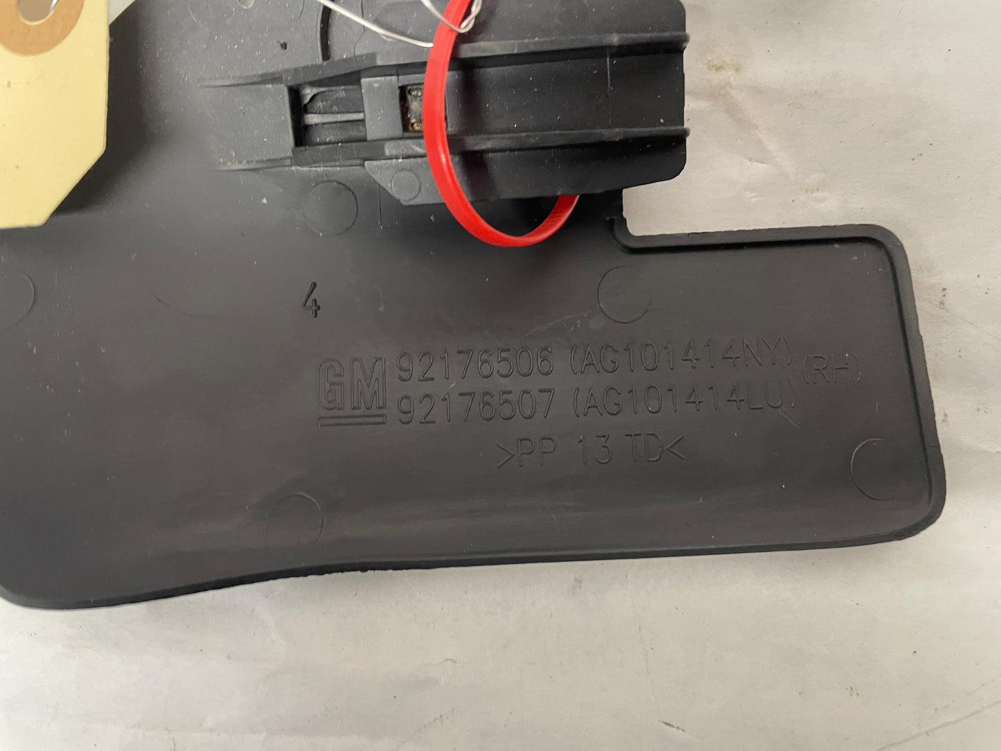 2008 Pontiac G8 GT RH Passenger Front Seat Track Inner Plastic Trim Cover OEM