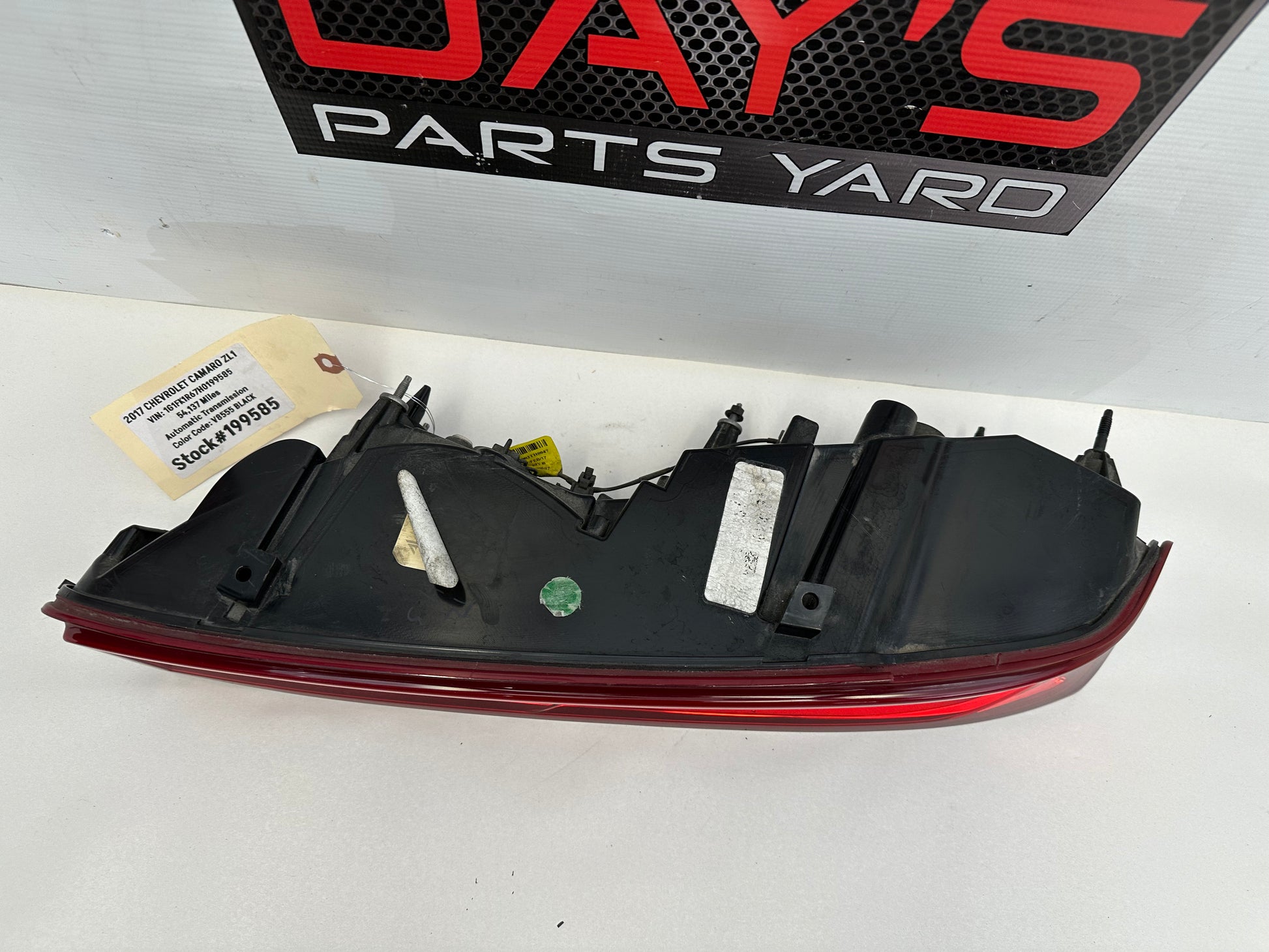 2017 Chevy Camaro ZL1 RH Passenger Tail Light Taillight Lamp OEM - Day's Parts Yard