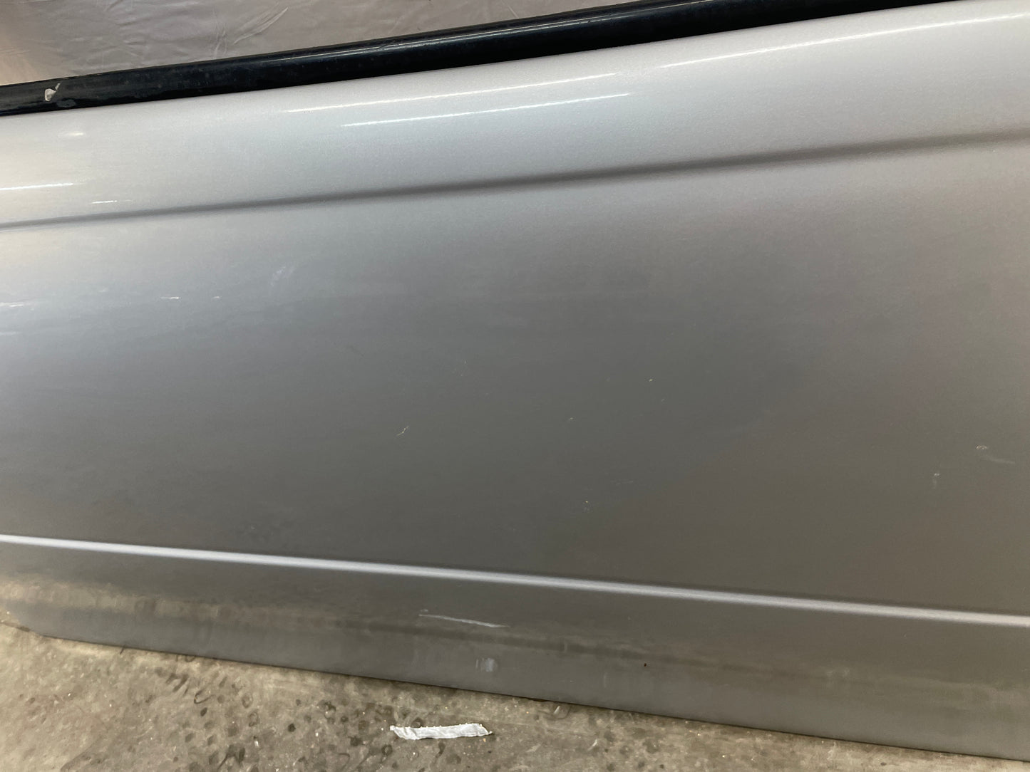 2004 Pontiac GTO LH Driver Front Exterior Door OEM Silver