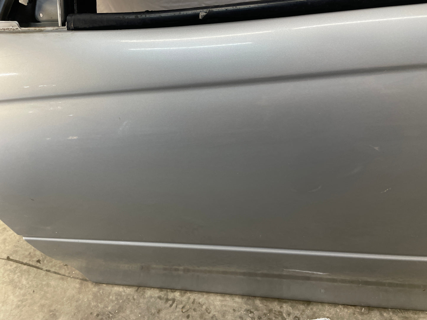 2004 Pontiac GTO LH Driver Front Exterior Door OEM Silver