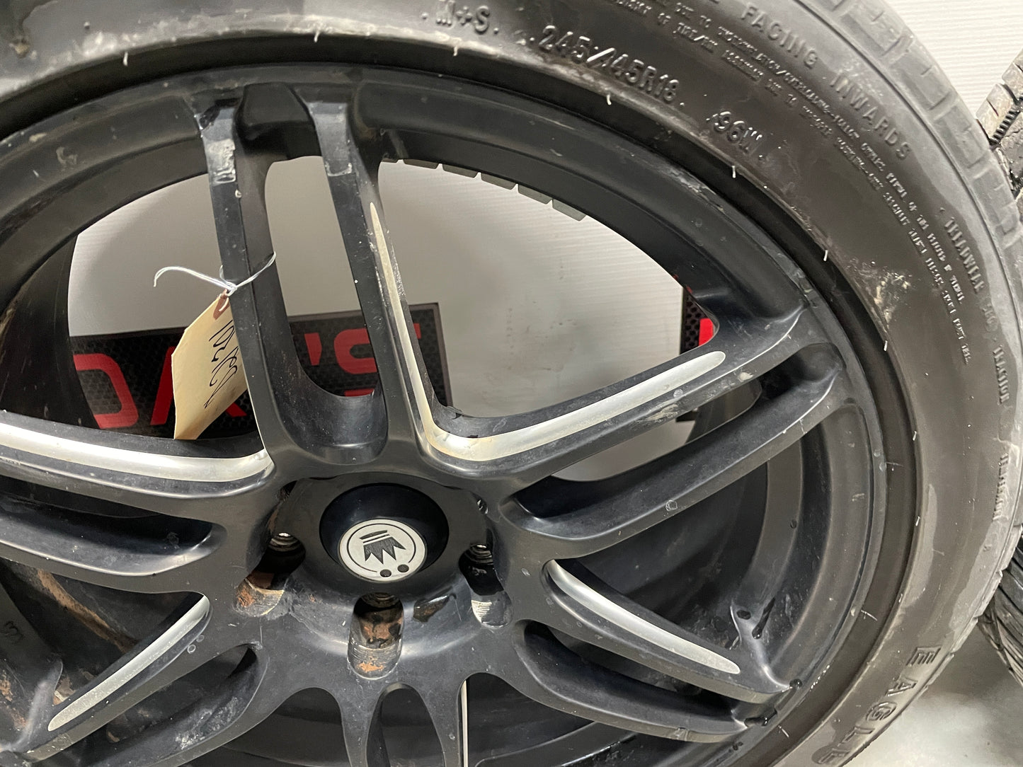 2009 Pontiac G8 After Market Wheels and Tires LOCAL PICK UP - Day's Parts Yard