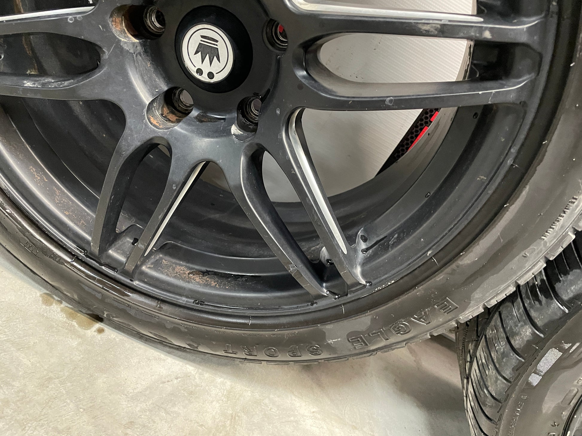2009 Pontiac G8 After Market Wheels and Tires LOCAL PICK UP - Day's Parts Yard
