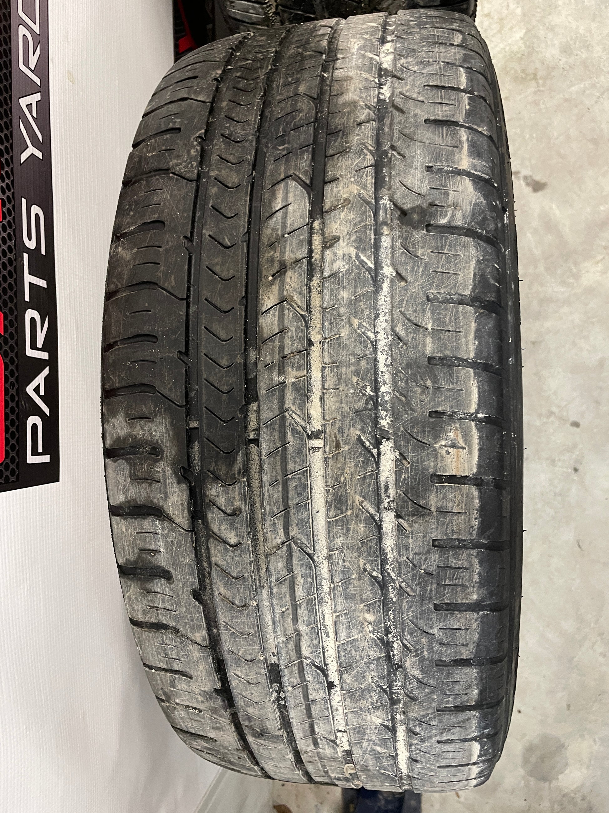 2009 Pontiac G8 After Market Wheels and Tires LOCAL PICK UP - Day's Parts Yard