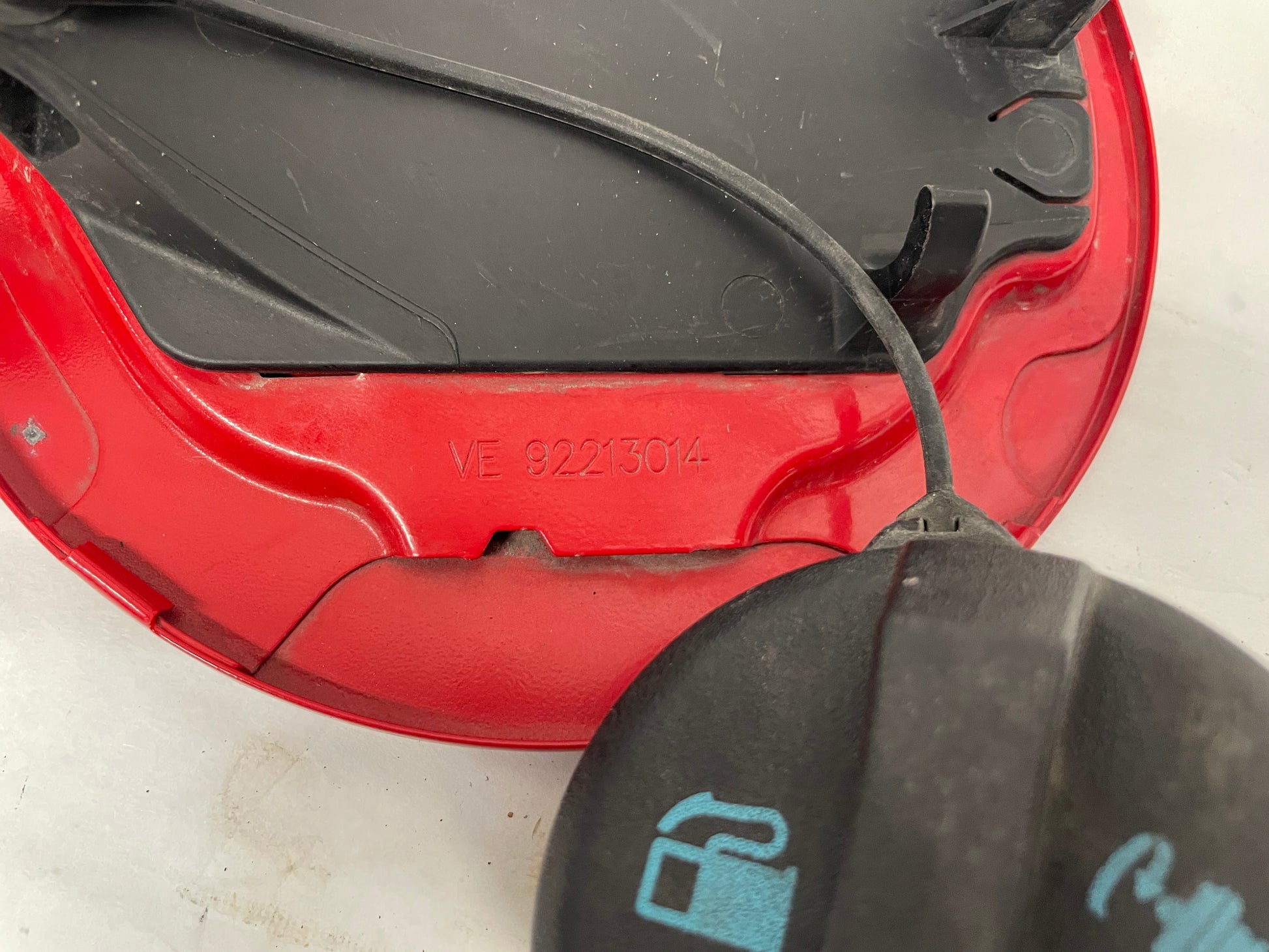 2008 Pontiac G8 GT Fuel Gas Cover Hinge Door Assembly Red OEM - Day's Parts Yard