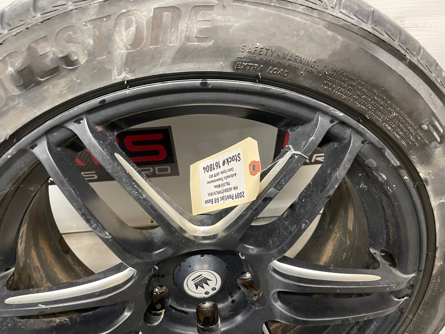 2009 Pontiac G8 After Market Wheels and Tires LOCAL PICK UP - Day's Parts Yard