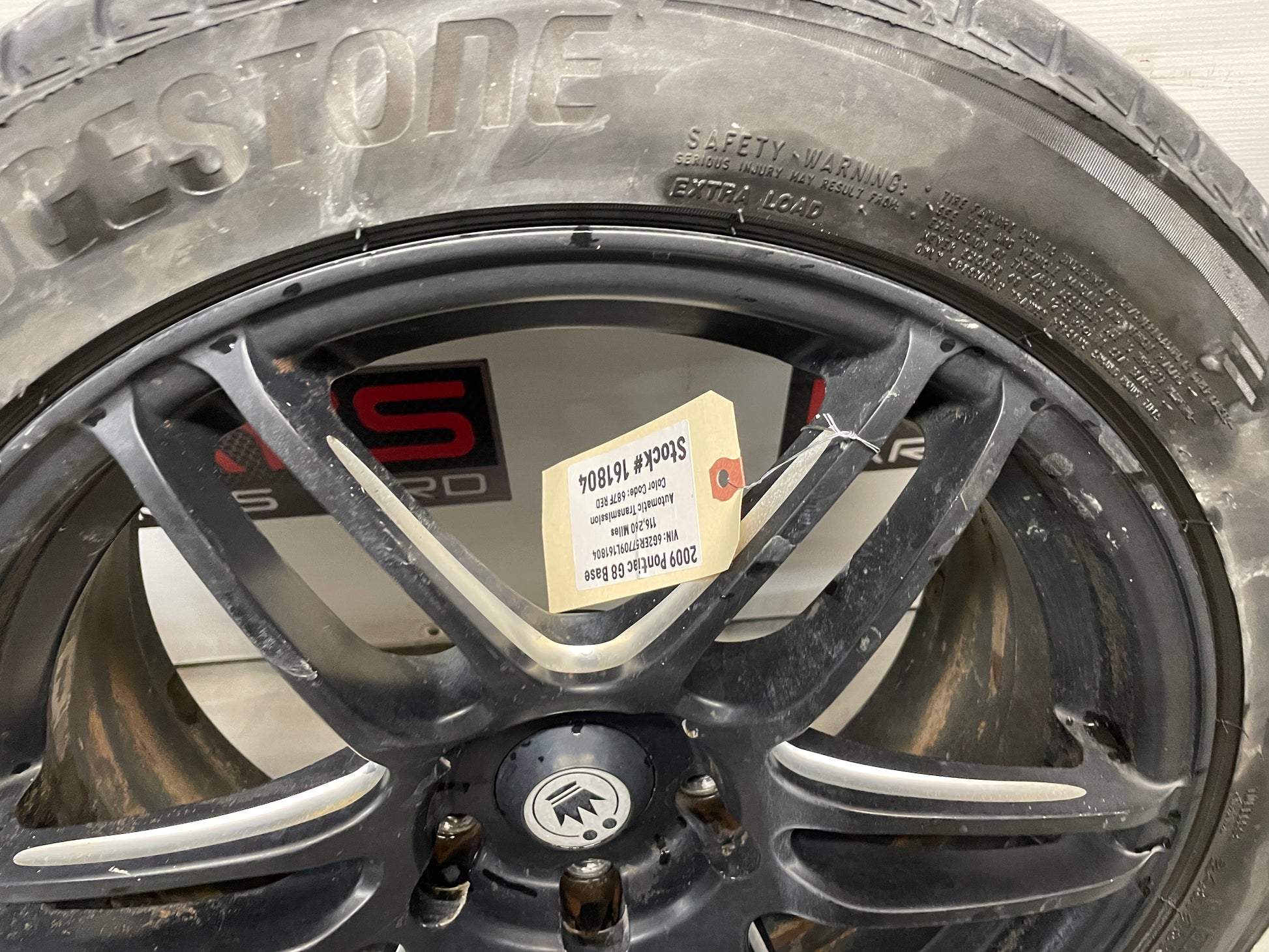2009 Pontiac G8 After Market Wheels and Tires LOCAL PICK UP - Day's Parts Yard