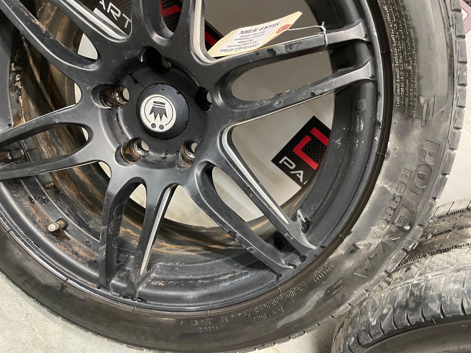 2009 Pontiac G8 After Market Wheels and Tires LOCAL PICK UP - Day's Parts Yard