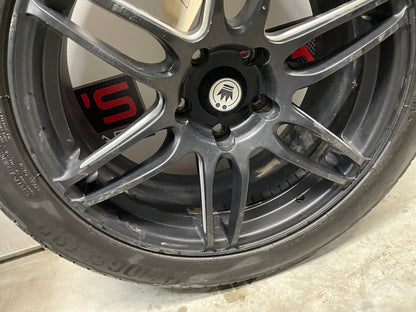 2009 Pontiac G8 After Market Wheels and Tires LOCAL PICK UP - Day's Parts Yard