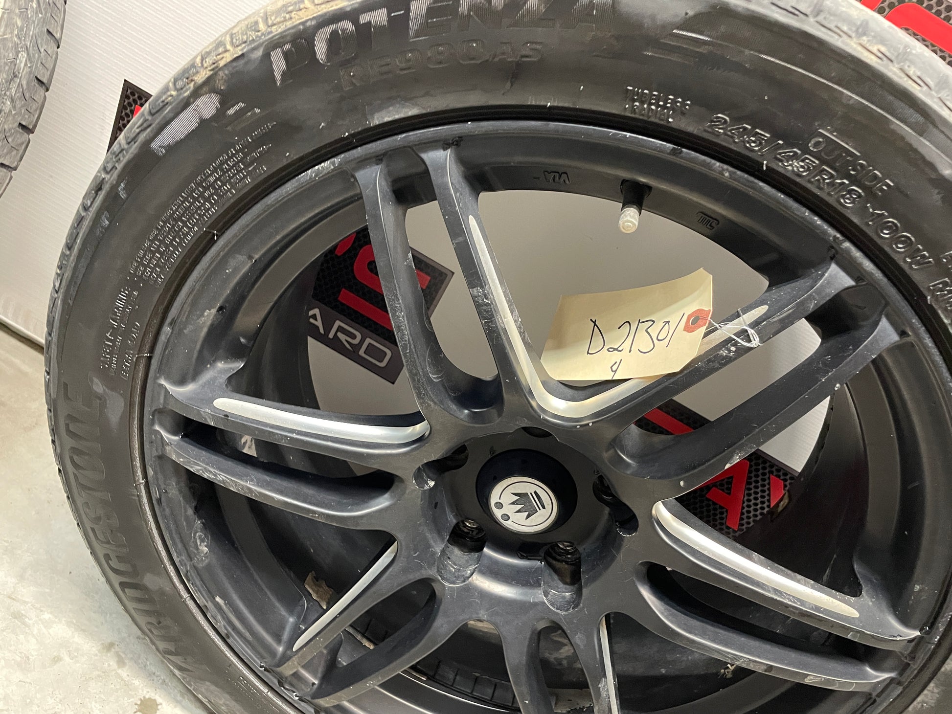 2009 Pontiac G8 After Market Wheels and Tires LOCAL PICK UP - Day's Parts Yard