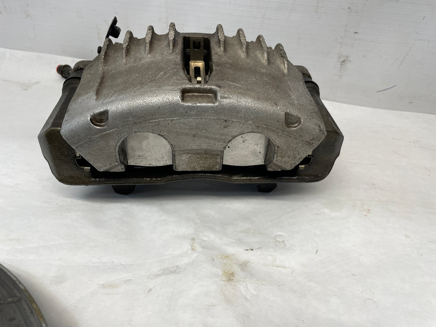 1999 Chevy Camaro Z28 SS RH & LH Front Brake Calipers & Rotors OEM