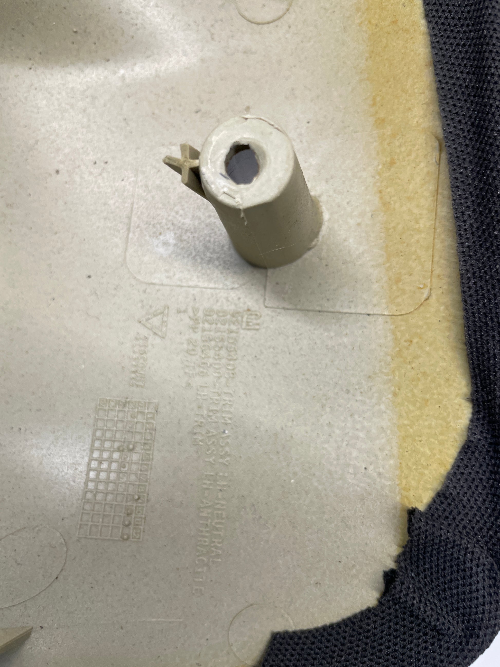 2004 Pontiac GTO RH & LH Interior Upper B Pillar Seat Belt Trim OEM - Day's Parts Yard