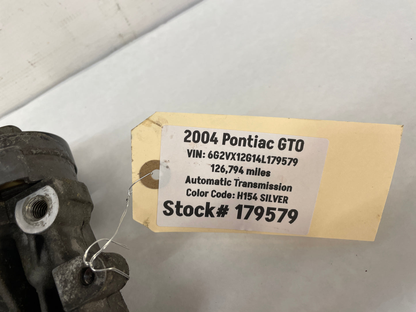 2004 Pontiac GTO AC A/C Air Conditioner Compressor Bracket Mount w/ Hardware OEM