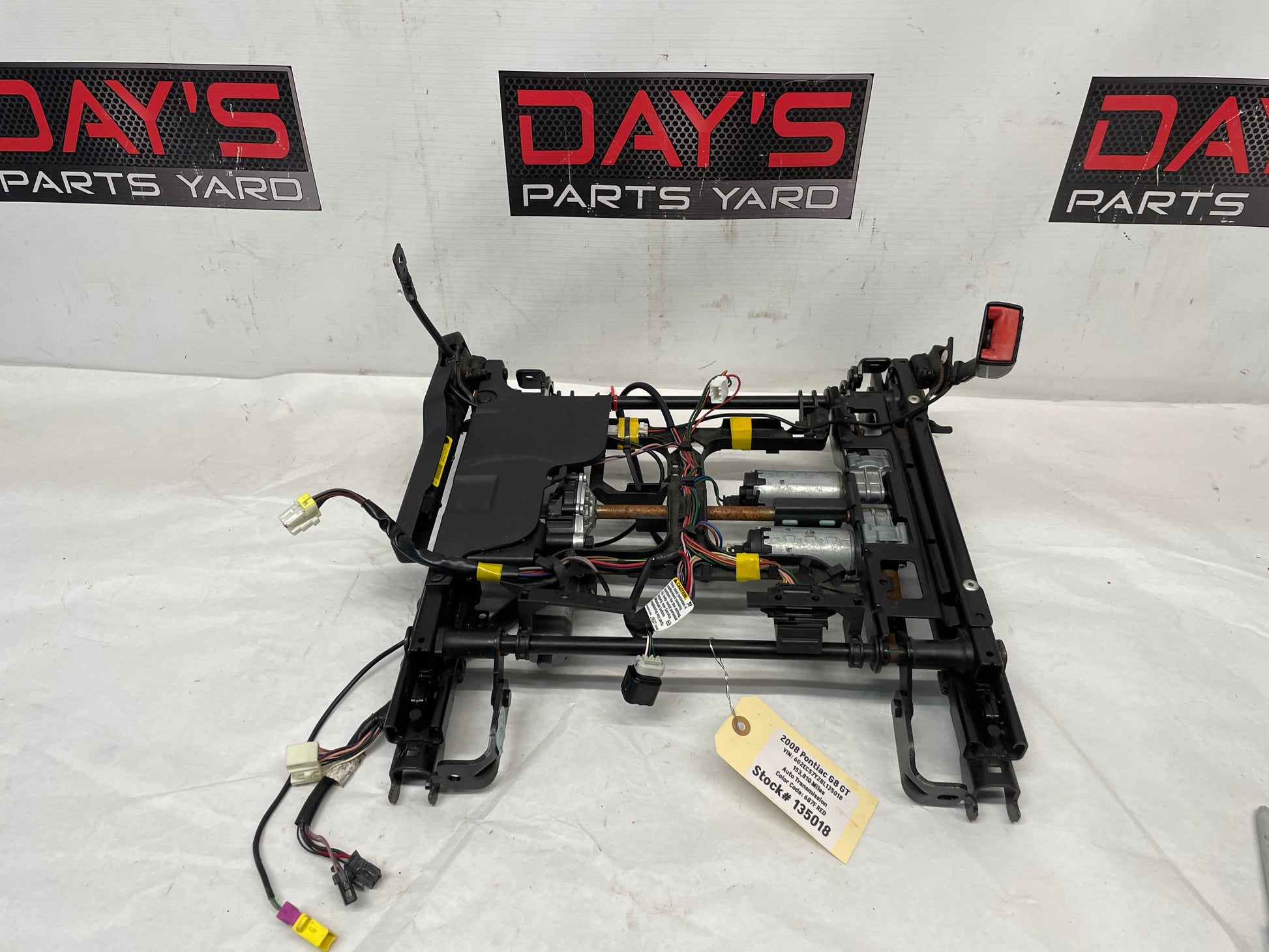 2008 Pontiac G8 GT RH Passenger Front Seat Track Electric Frame Motors OEM - Day's Parts Yard