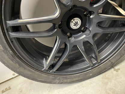 2009 Pontiac G8 After Market Wheels and Tires LOCAL PICK UP - Day's Parts Yard