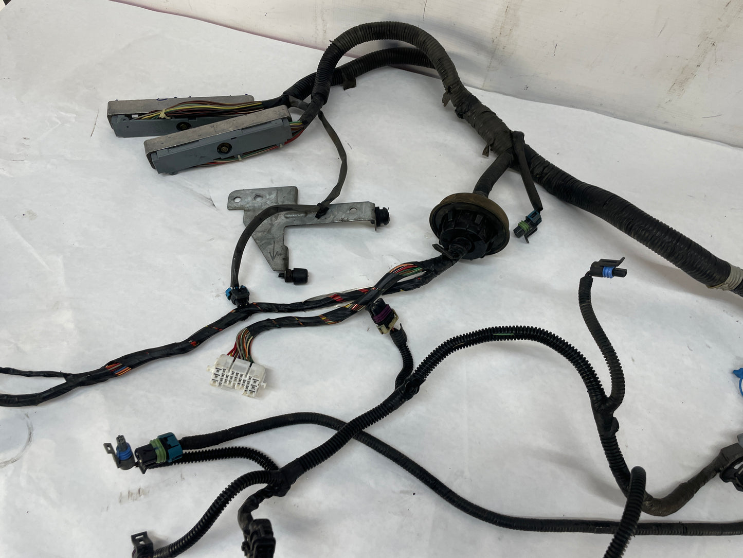 2004 Pontiac GTO Engine Motor Automatic Transmission Wire Wiring Harness OEM