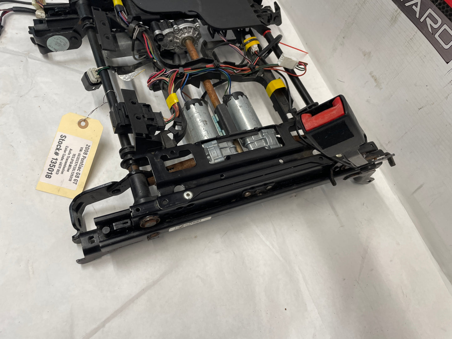 2008 Pontiac G8 GT RH Passenger Front Seat Track Electric Frame Motors OEM - Day's Parts Yard