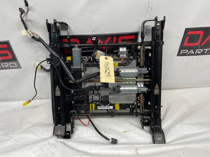 2008 Pontiac G8 GT RH Passenger Front Seat Track Electric Frame Motors OEM - Day's Parts Yard