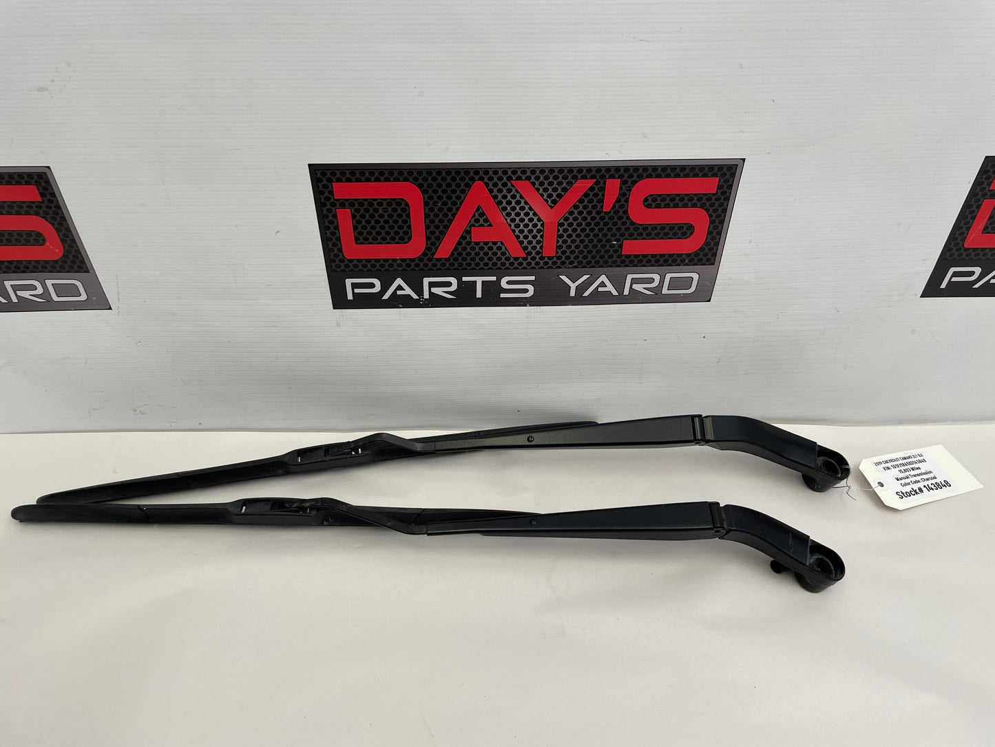 2019 Chevy Camaro ZL1 1LE RH & LH Windshield Wiper Arms OEM